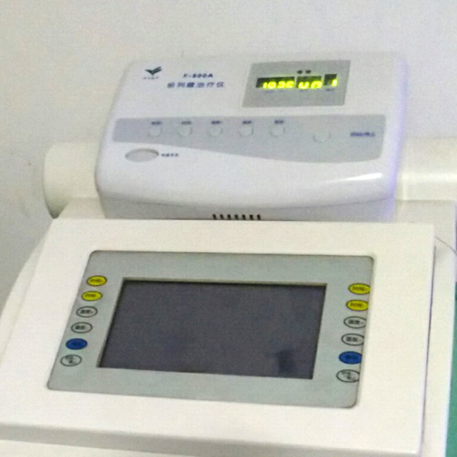 治疗仪